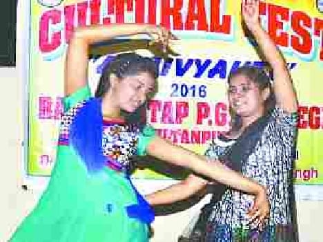 Students put up a Dance show